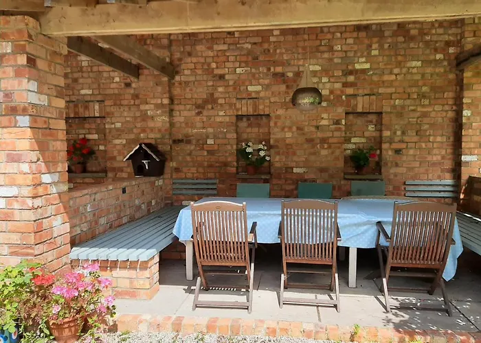 Coach House, Minting.